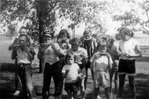 1957 Pinochle Bunch kids